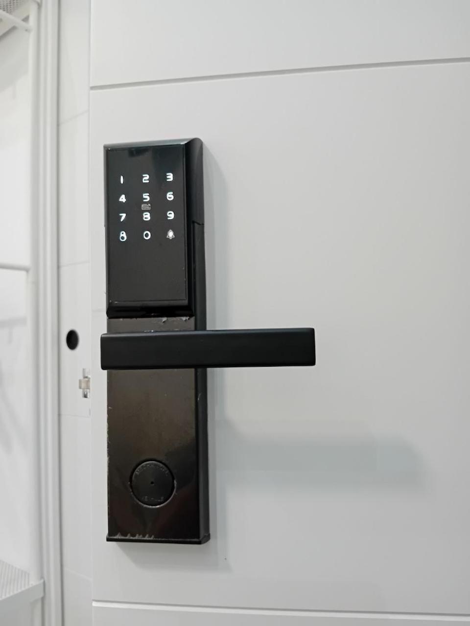 Smart Suite Madrid Exterior foto